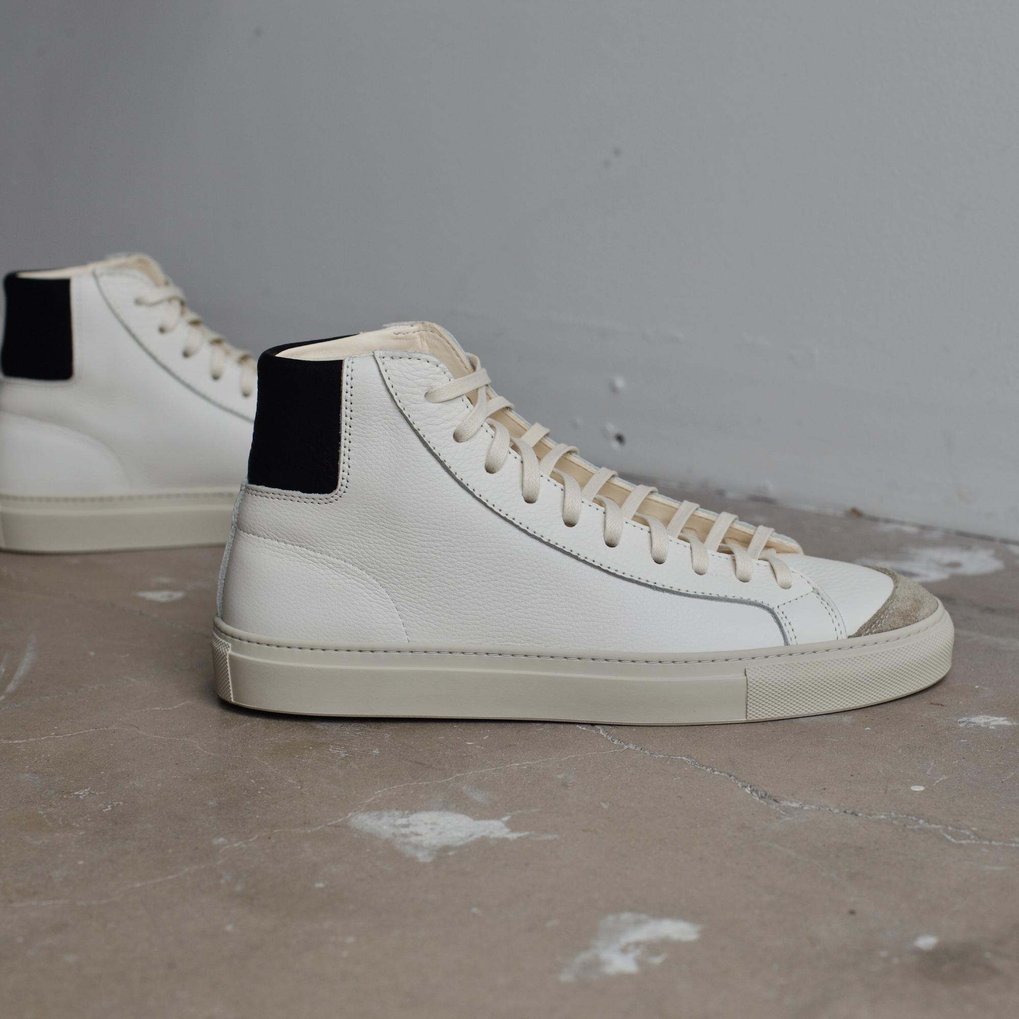 Men's James Court Sneaker | Hi | Ivory and Black