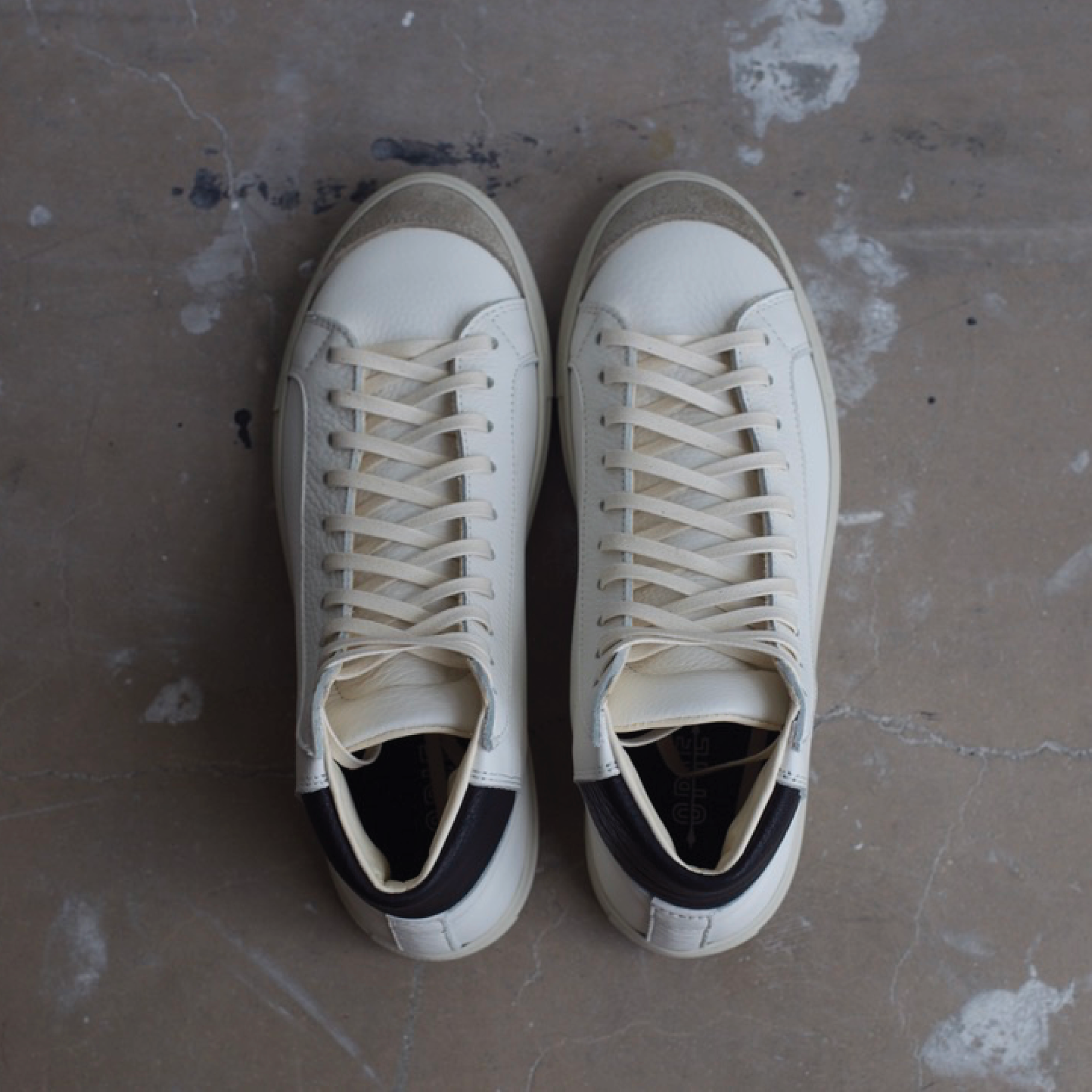 Men's James Court Sneaker | Hi | Ivory and Black