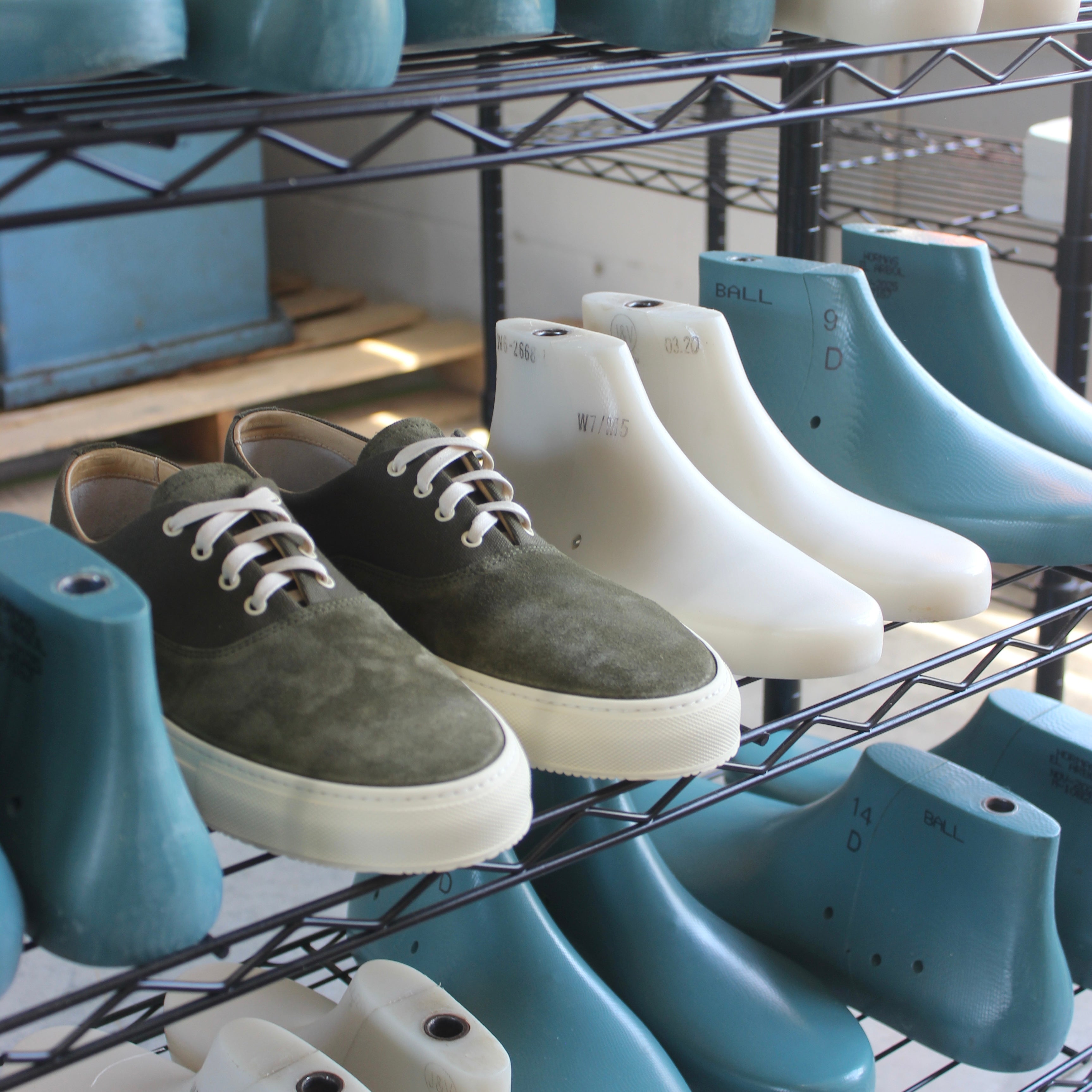 Men’s CV in Olive (Canvas + Suede)