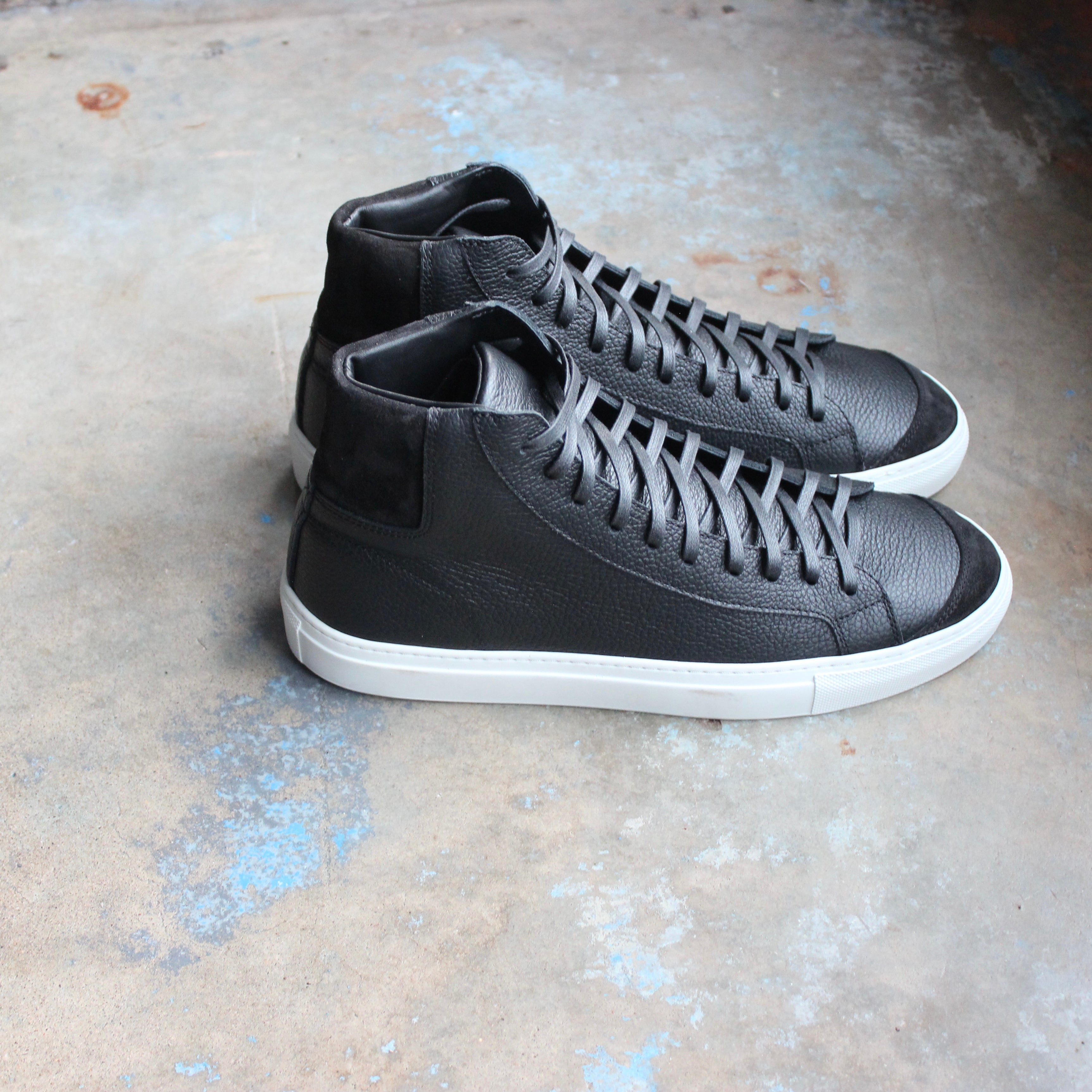 Pre-order Men’s James Court Hi | Black + White