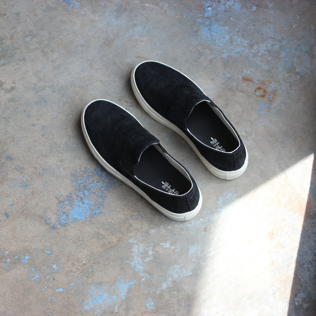 Pre-order Men's Slip On | Black