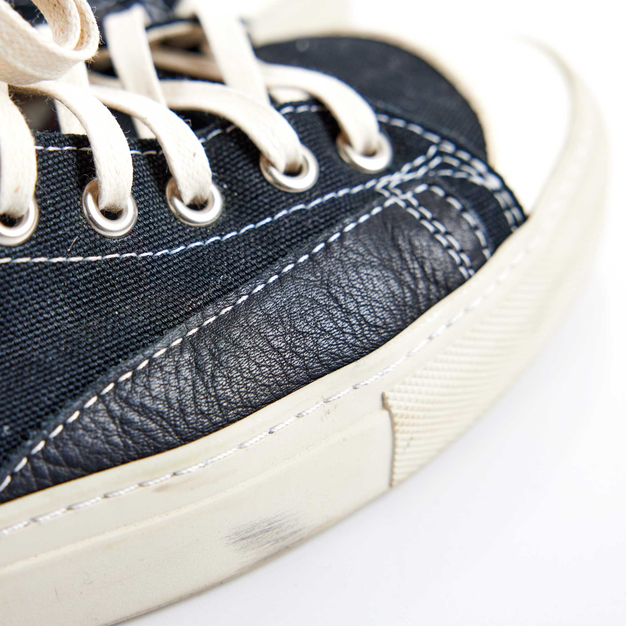 Men's Canvas Hi | Black and White