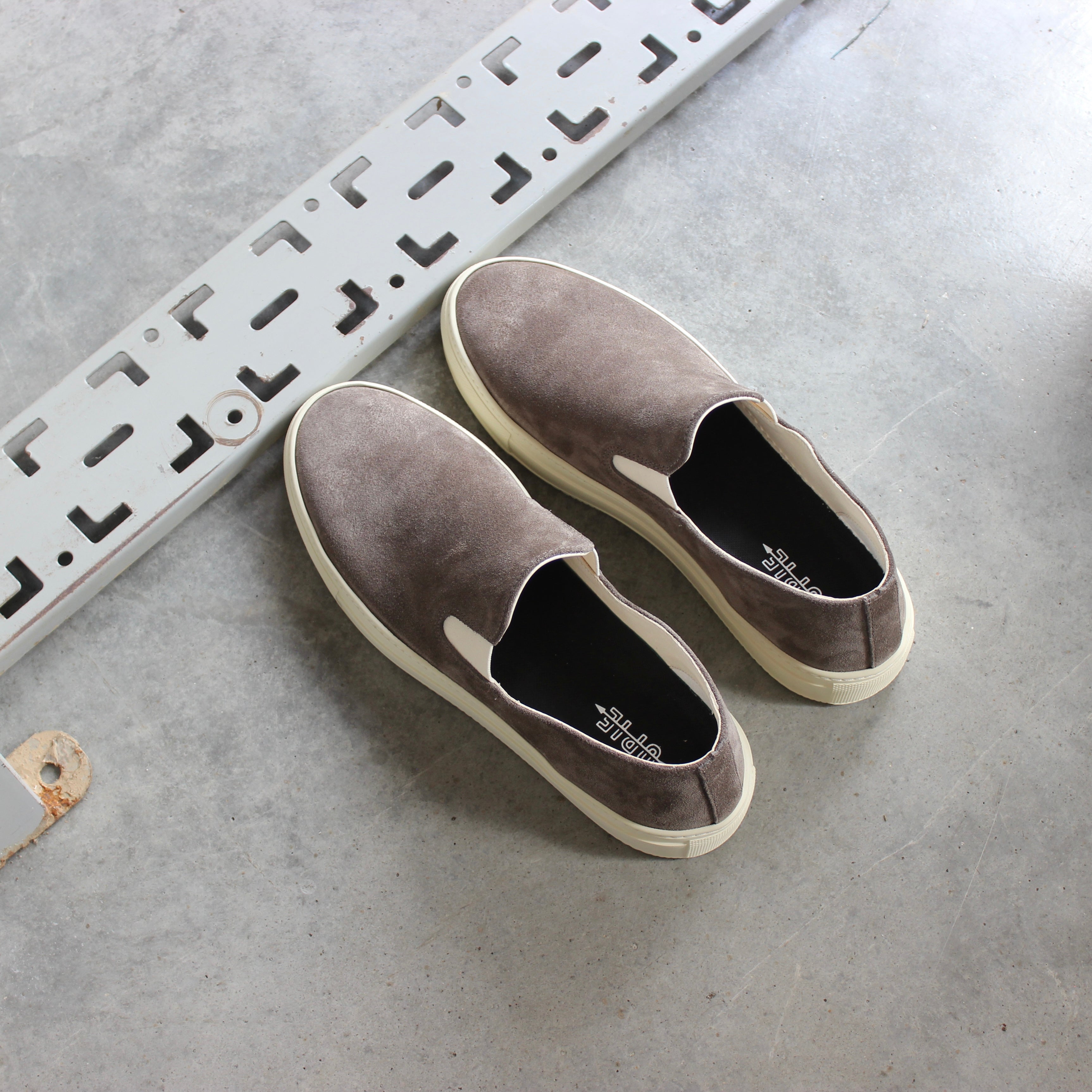 Pre-order Men's Slip On | Taupe