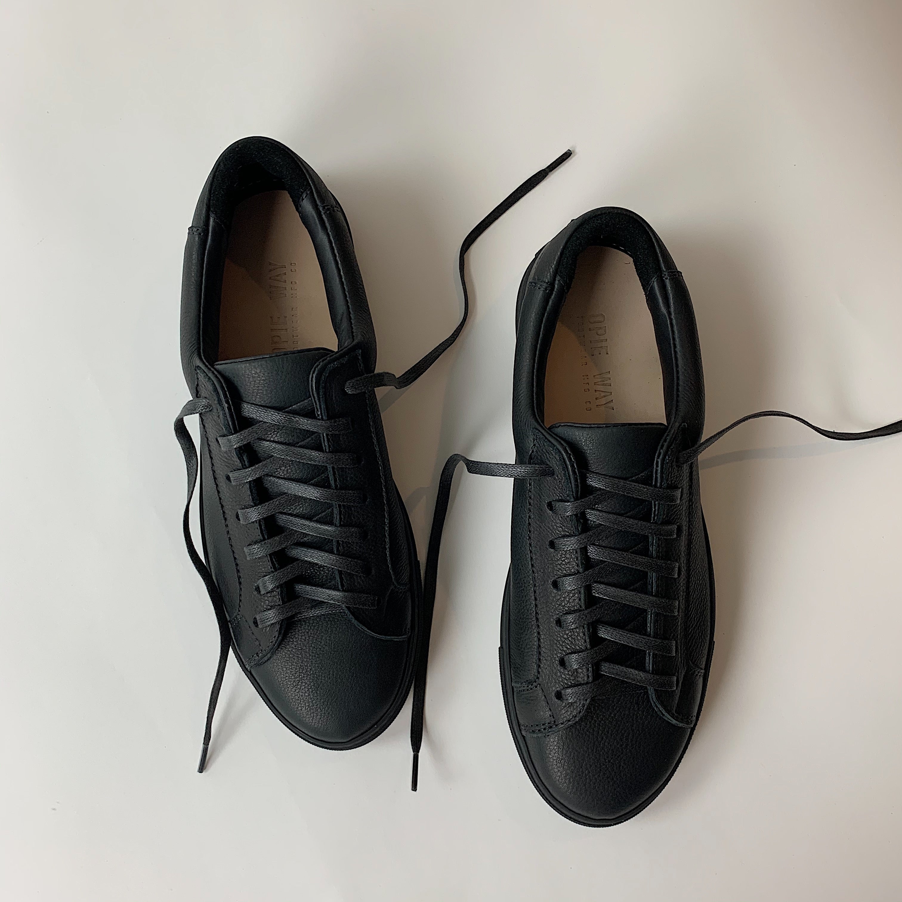 Pre-order Men’s James Court Sneaker | Lo | Black